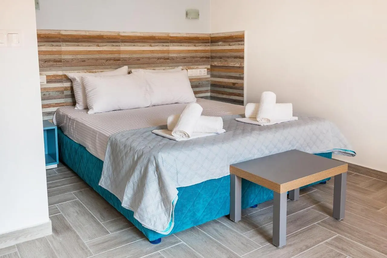 Okean Studios Ierissos Apartahotel